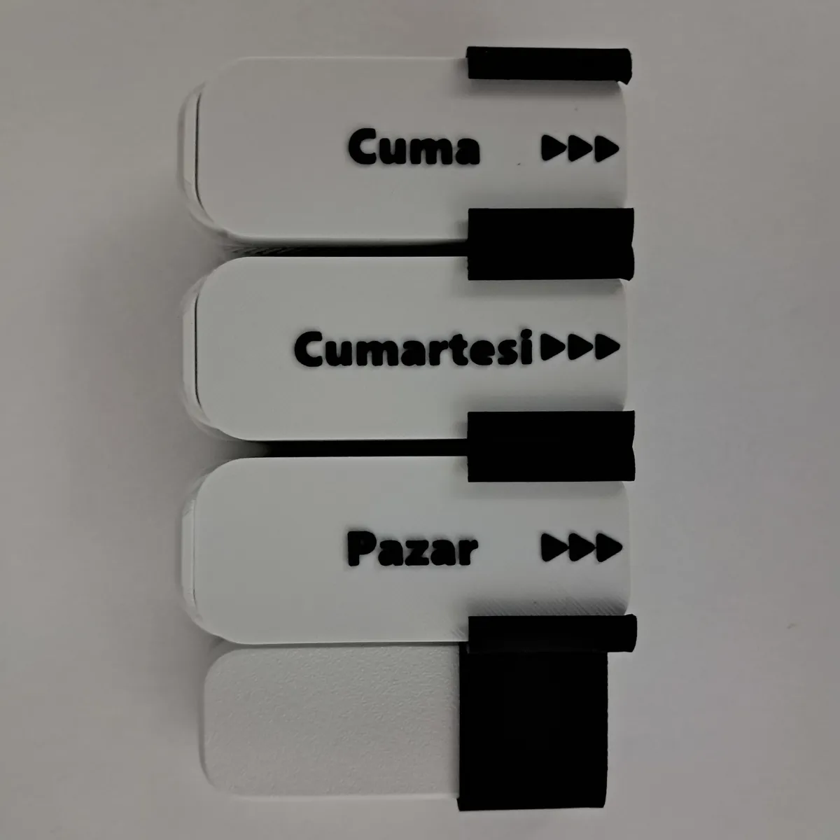 Haftalık İlaç Takip Kutusu Dikey 3 Bölmeli